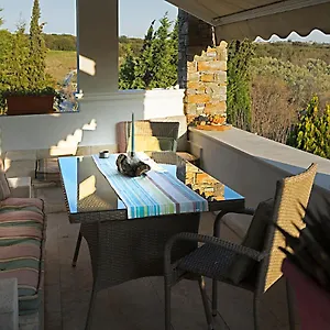 https://apt-lovely-apartm-near-airport.hotelschalkidiki.net